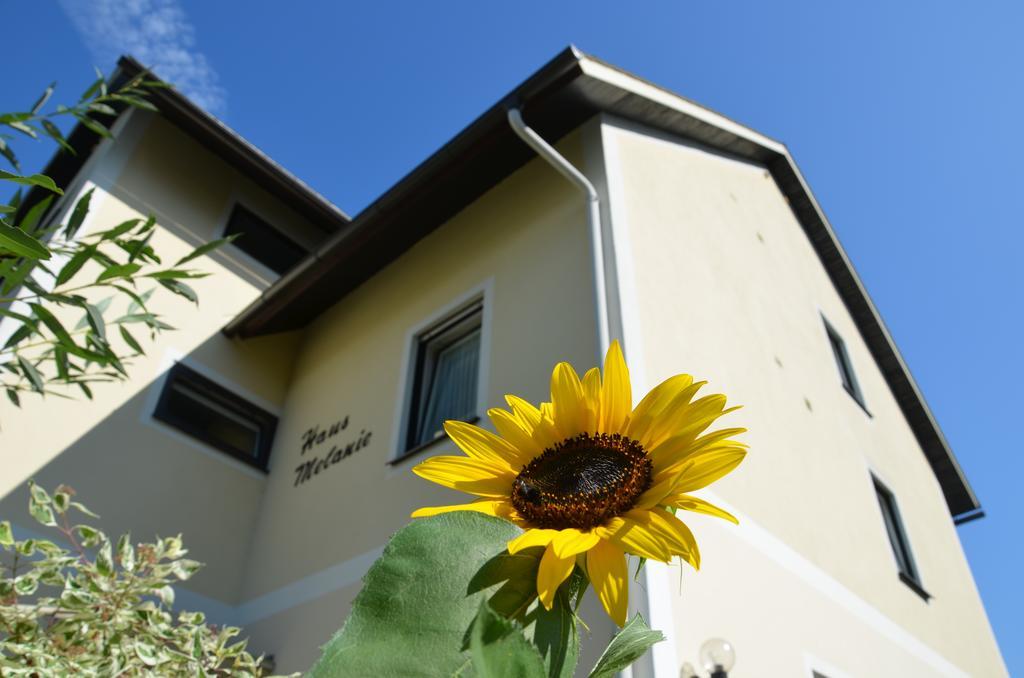 Haus Melanie Lägenhet Velden am Wörthersee Exteriör bild