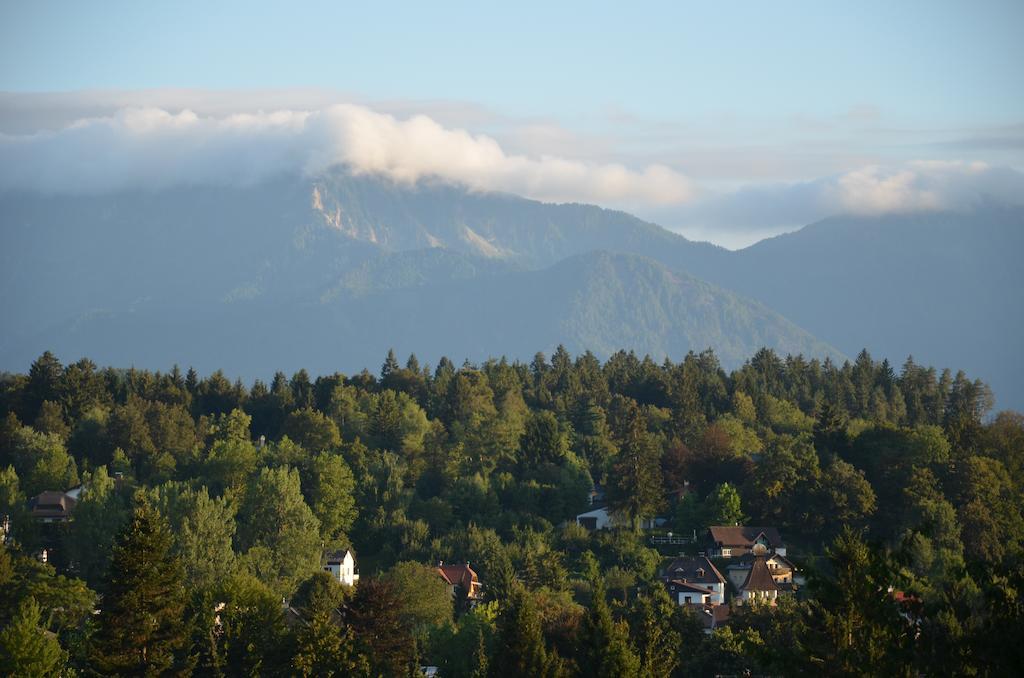 Haus Melanie Lägenhet Velden am Wörthersee Rum bild